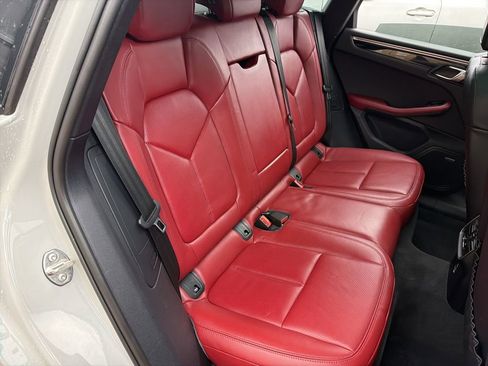 Used 2024 Porsche Macan S image 26