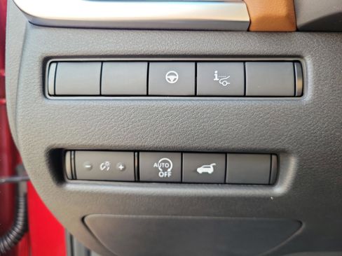 New 2026 Nissan Rogue Platinum image 19