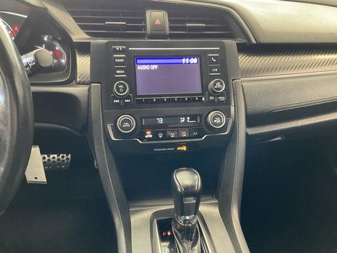 Used 2018 Honda Civic Sport image 15