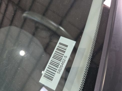 Used 2025 Toyota Camry LE FWD image 4