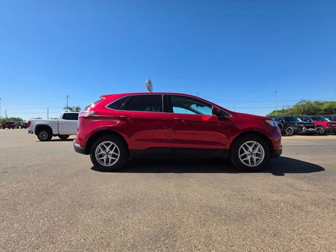 Used 2024 Ford Edge SEL w/ Convenience Package AWD/4WD image 5