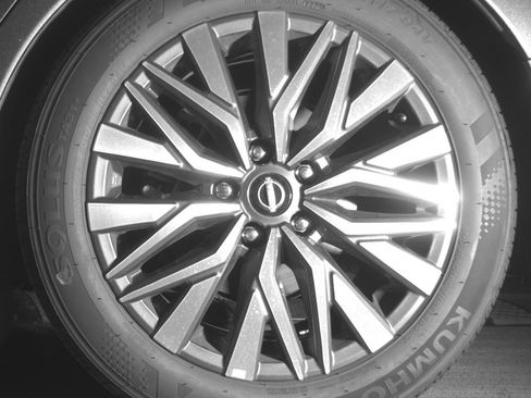 Used 2025 Nissan Altima 2.5 SV image 14