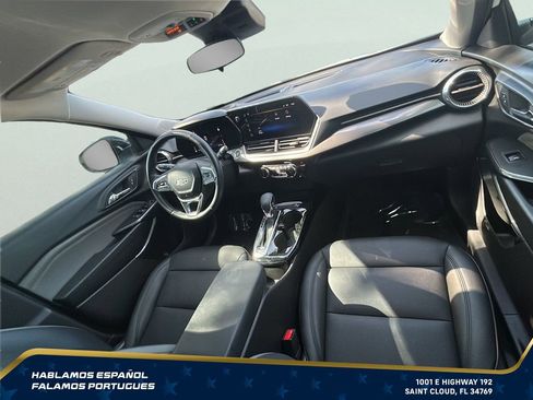 Used 2024 Chevrolet Trax ACTIV w/ Driver Confidence Package FWD image 28