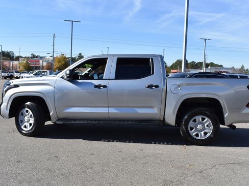 Used 2025 Toyota Tundra SR image 6