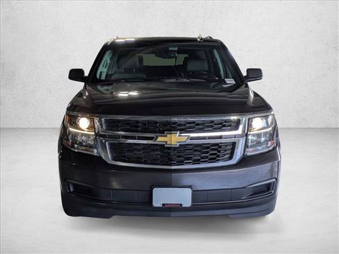 Used 2017 Chevrolet Tahoe LT RWD image 2