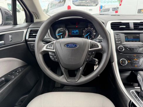 Used 2016 Ford Fusion S FWD image 27