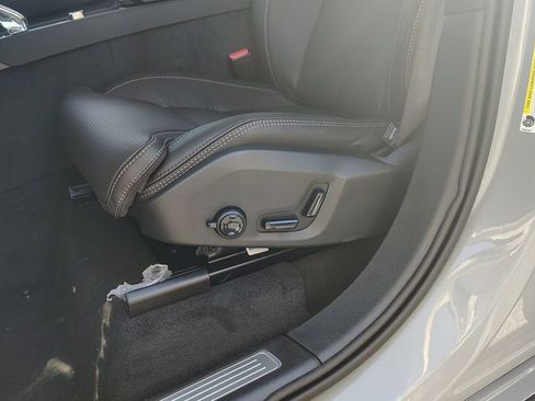 New 2026 Volvo XC90 B6 Ultra AWD/4WD image 11