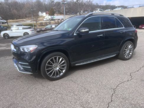 Used 2022 Mercedes-Benz GLE 350 4MATIC image 2