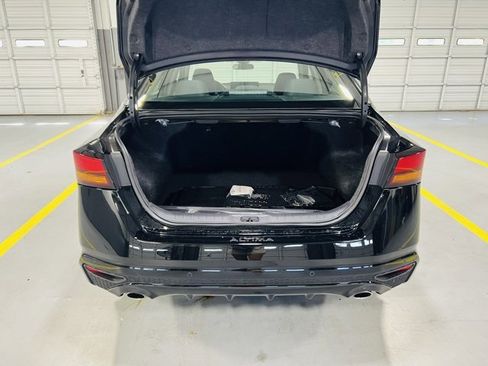 New 2025 Nissan Altima 2.5 SV w/ SV Special Edition Package image 10