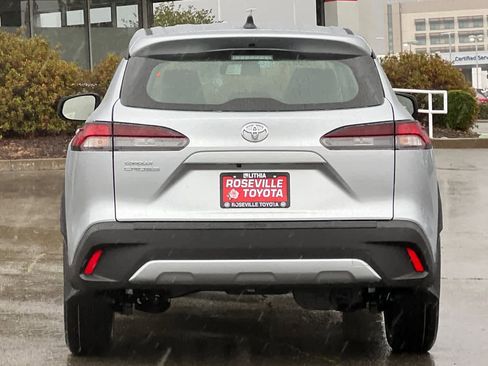New 2026 Toyota Corolla Cross L image 7