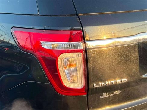 Used 2015 Ford Explorer Limited w/ Equipment Group 302A image 11