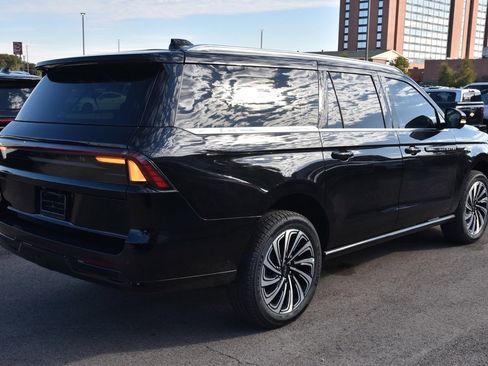 New 2025 Lincoln Navigator L Black Label image 6