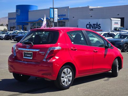 Used 2014 Toyota Yaris LE FWD image 7