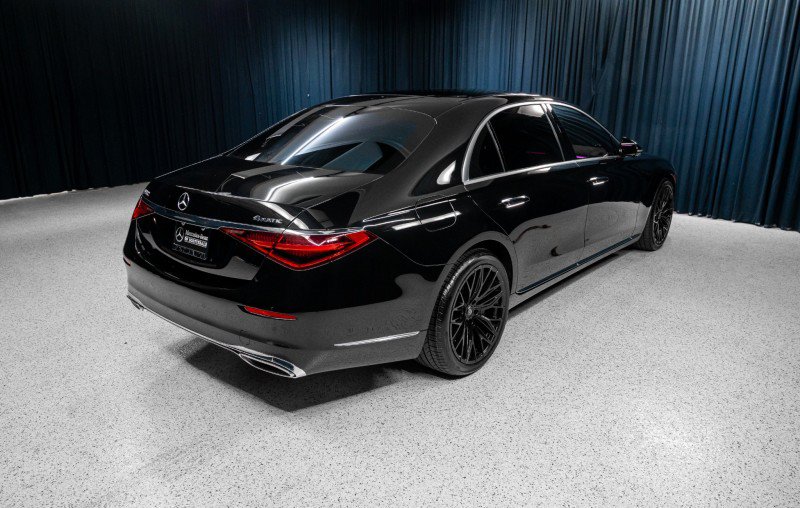 Used 2023 Mercedes-Benz S 580 4MATIC Sedan image 5