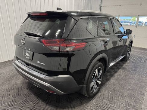 Used 2022 Nissan Rogue SL w/ SL Premium Package AWD/4WD image 3