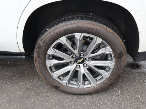Used 2025 Chevrolet Tahoe High Country AWD/4WD image 42