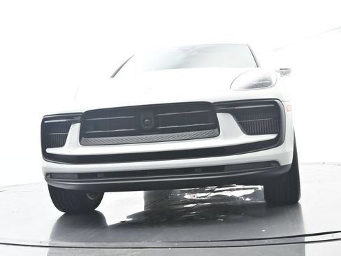 Certified 2023 Porsche Macan S AWD/4WD image 56