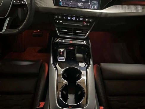 Used 2023 Audi e-tron GT Premium Plus w/ Performance Package image 13