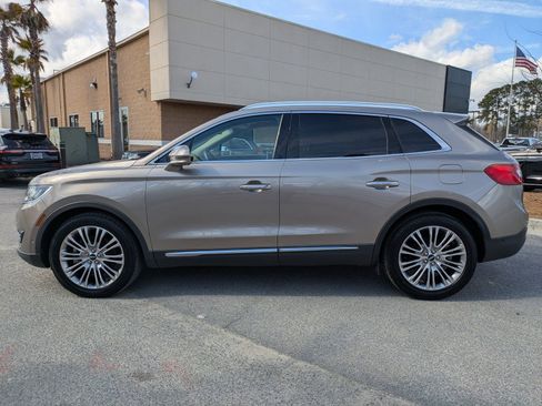 Used 2018 Lincoln MKX Reserve w/ Driver Assistance Package image 8