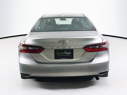 Used 2024 Toyota Camry LE image 7