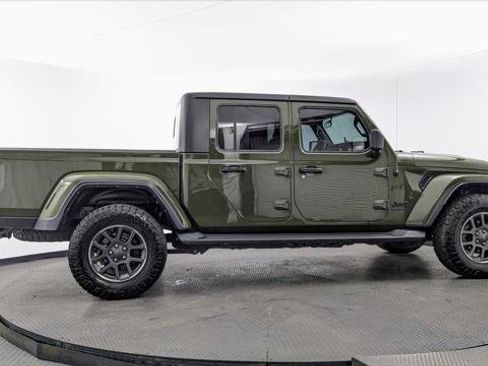Used 2023 Jeep Gladiator Sport AWD/4WD image 9