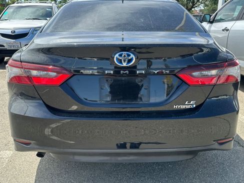 Used 2021 Toyota Camry LE FWD image 19