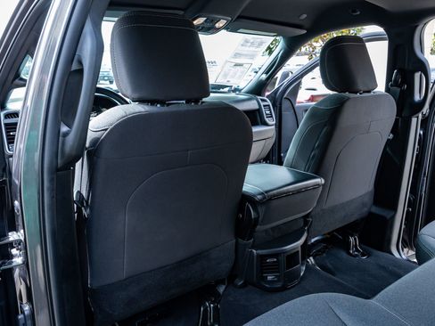 Used 2024 RAM 3500 Tradesman w/ Chrome Appearance Group image 35