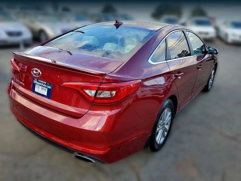 Used 2015 Hyundai Sonata SE image 8