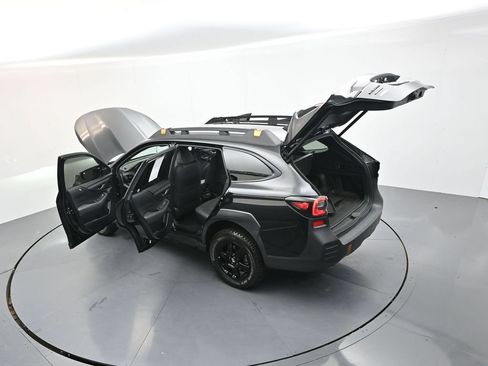 Used 2022 Subaru Outback Wilderness AWD/4WD image 37