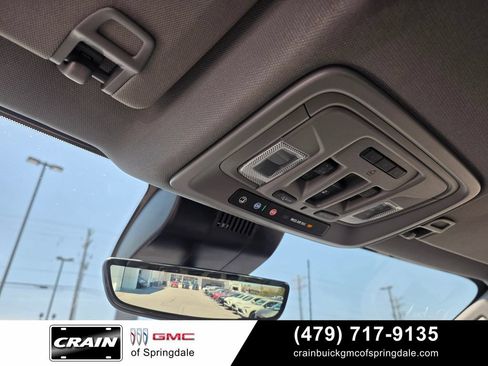 Used 2024 GMC Sierra 2500 Denali w/ Denali Reserve Package AWD/4WD image 21