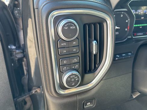 Used 2020 GMC Sierra 2500 AT4 w/ AT4 Premium Package AWD/4WD image 14