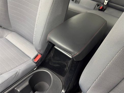 Used 2024 Toyota Corolla SE image 68