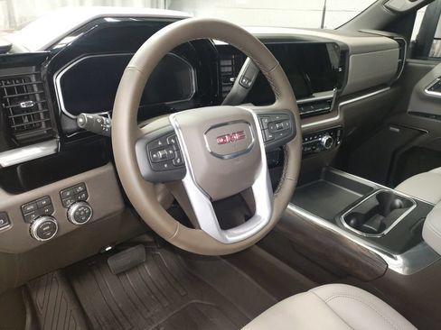 New 2026 GMC Sierra 2500 SLT AWD/4WD image 23