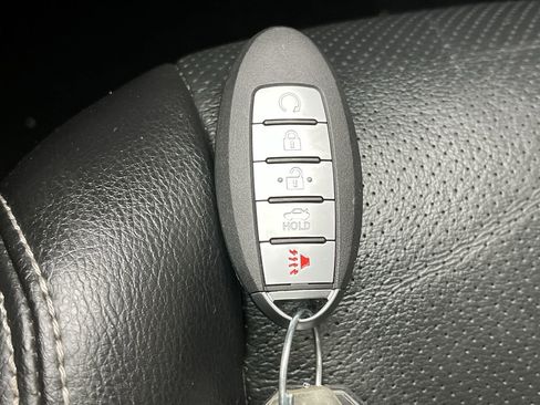 Used 2018 Nissan Murano SL w/ Moonroof Package image 27