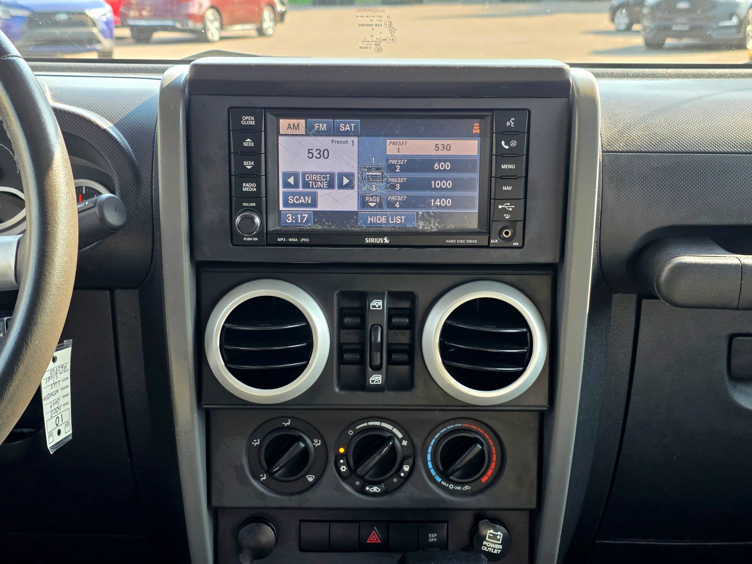 Used 2008 Jeep Wrangler Unlimited Sahara AWD/4WD image 25