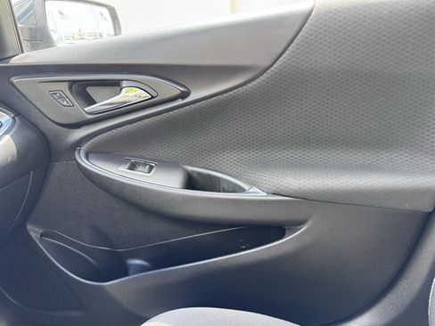 Used 2020 Chevrolet Malibu LT FWD image 12