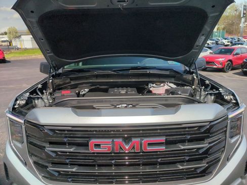 New 2026 GMC Sierra 1500 Elevation image 17