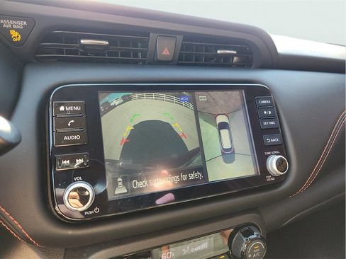 Used 2023 Nissan Kicks SR image 23