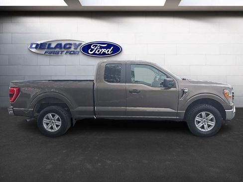 Used 2022 Ford F150 XLT image 6