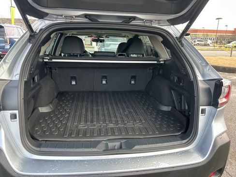 Used 2025 Subaru Outback Onyx Edition image 29
