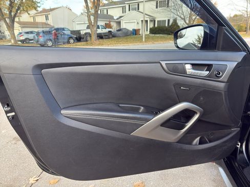 Used 2016 Hyundai Veloster Turbo w/ Option Group 04 image 14