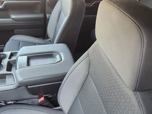 Used 2023 Chevrolet Silverado 1500 LT image 21