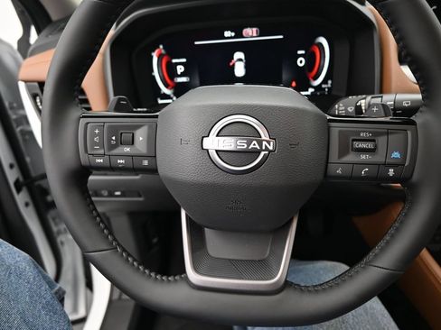 New 2026 Nissan Rogue Platinum AWD/4WD image 13