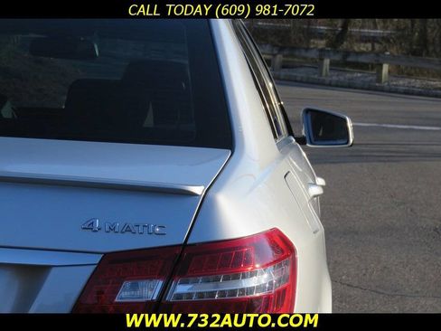 Used 2012 Mercedes-Benz E 350 4MATIC Sedan image 17