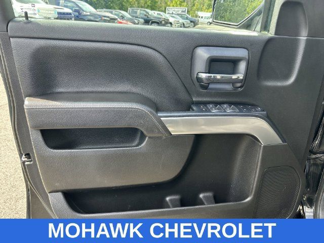 Used 2018 Chevrolet Silverado 1500 LT w/ All Star Edition AWD/4WD image 22