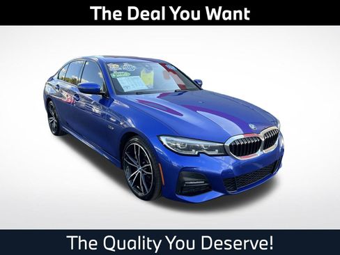 Used 2022 BMW 330e w/ M Sport Package RWD image 1