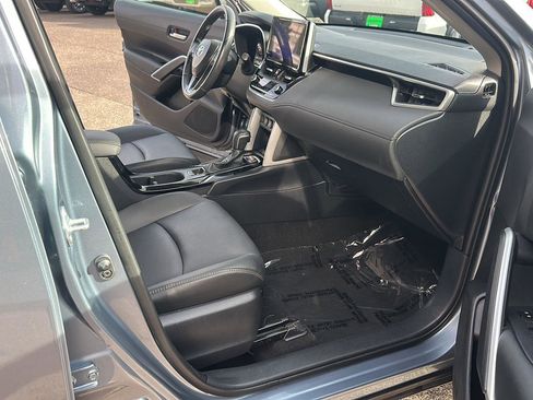 Certified 2024 Toyota Corolla Cross XLE w/ Convenience Package image 24