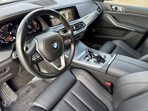 Used 2022 BMW X5 sDrive40i w/ Parking Assistance Package image 22