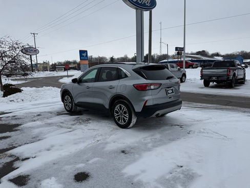 Used 2022 Ford Escape SEL image 33