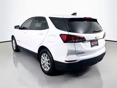 Used 2022 Chevrolet Equinox LS w/ LS Convenience Package FWD image 8